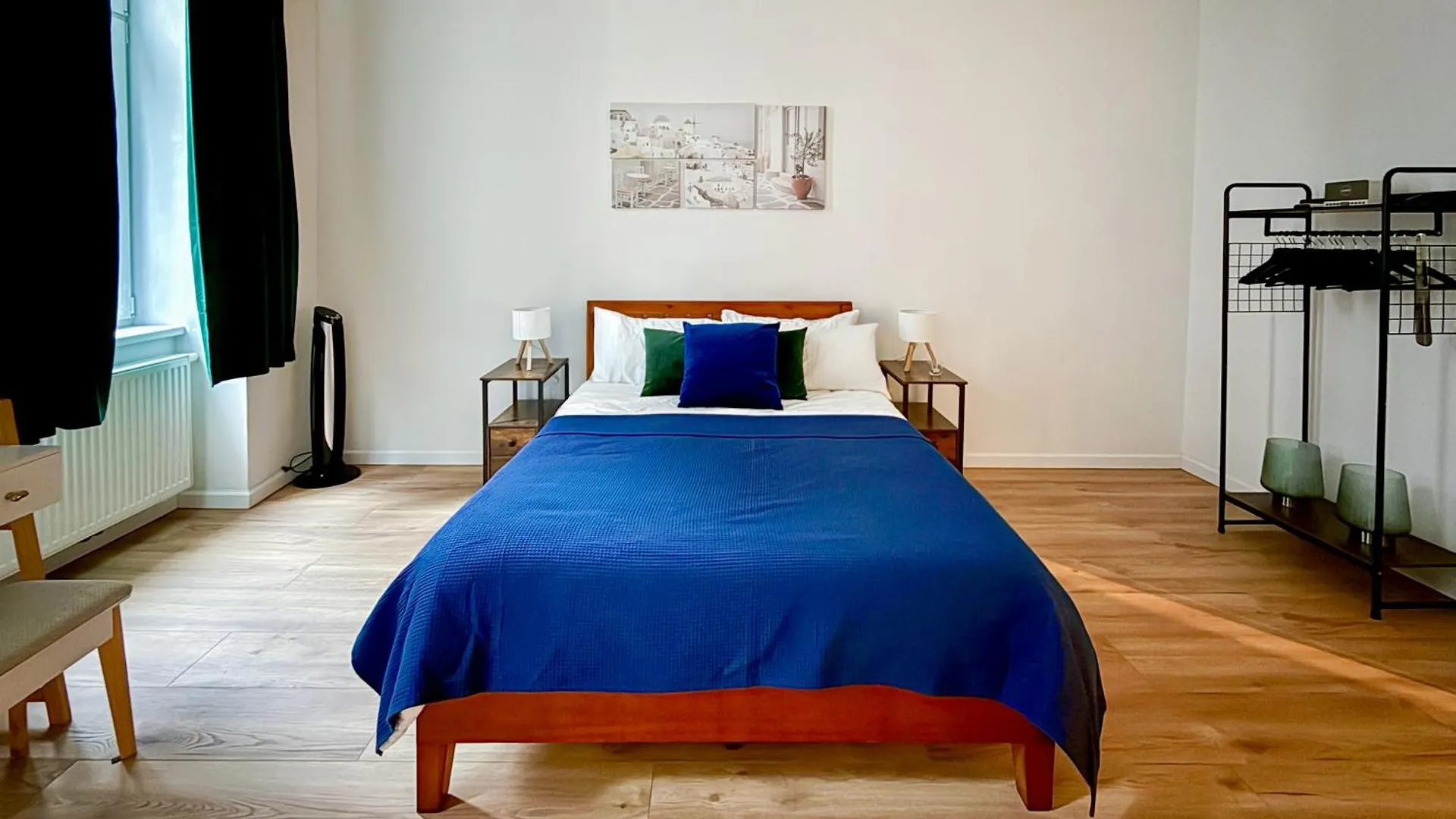 Brand New Renovated, City Centre, Quiet Street, Amazing Location Vienna