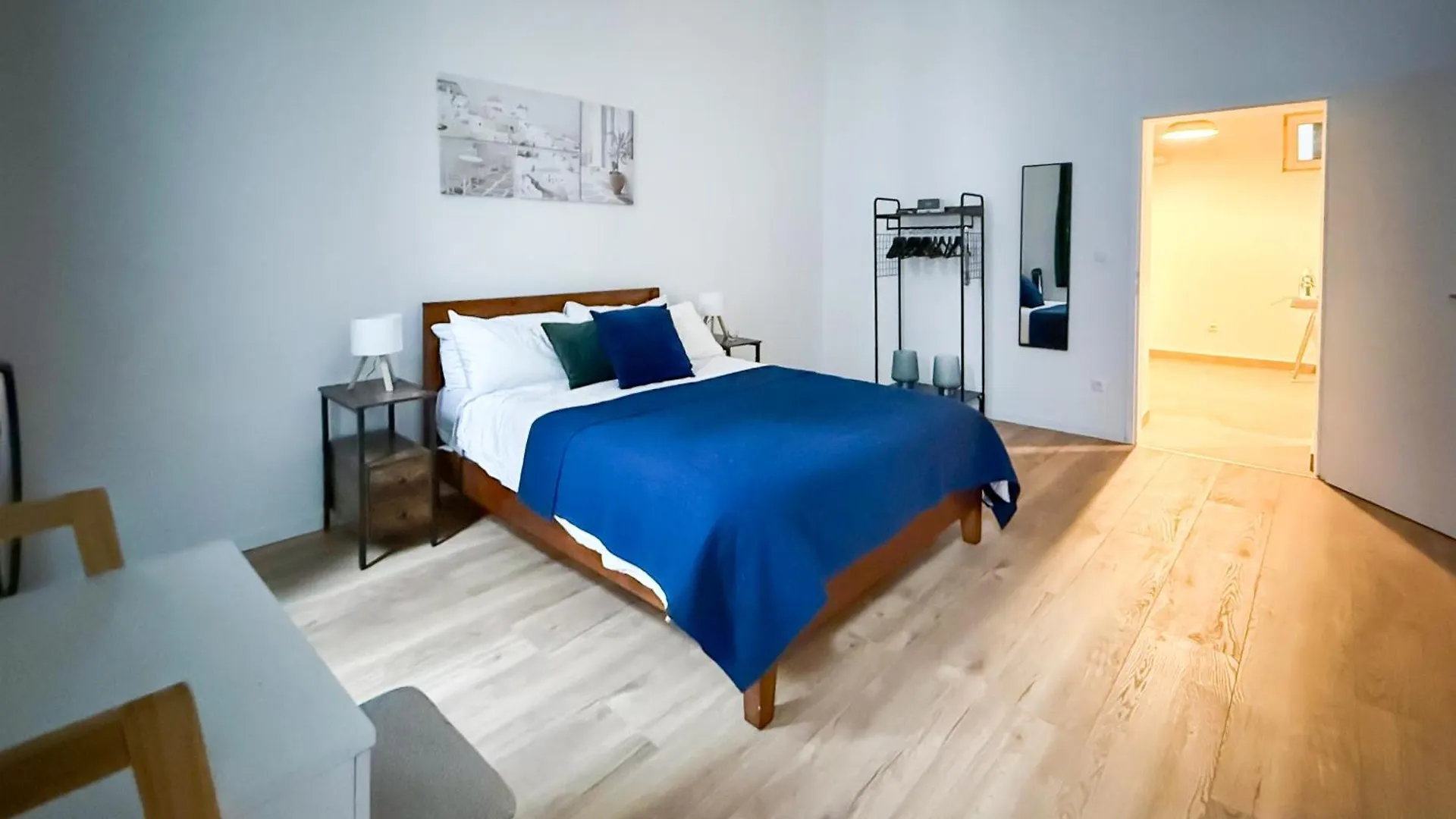 Apartment Brand New Renovated, City Centre, Quiet Street, Amazing Location Vienna