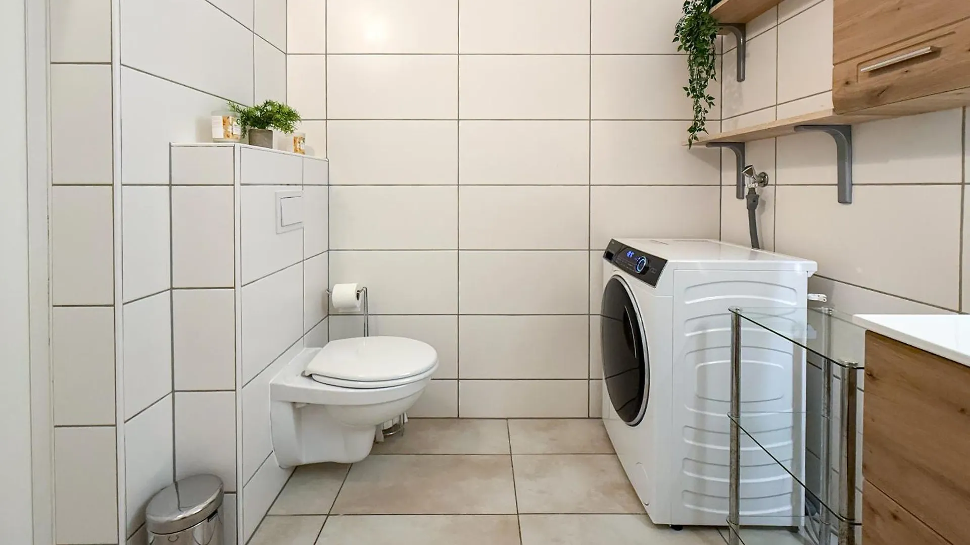 Apartment Brand New Renovated, City Centre, Quiet Street, Amazing Location Vienna Austria